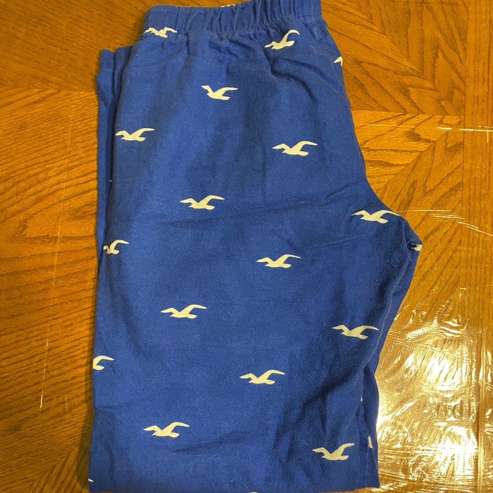 Blue cozy Hollister pajama pants 😍💙